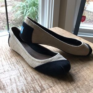 Tom’s Alessandra Burlap Flats - Offers✅